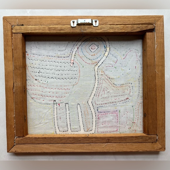 MOLA ART Framed Handmade appliqué of Bird and Flower - Picture 2 of 3